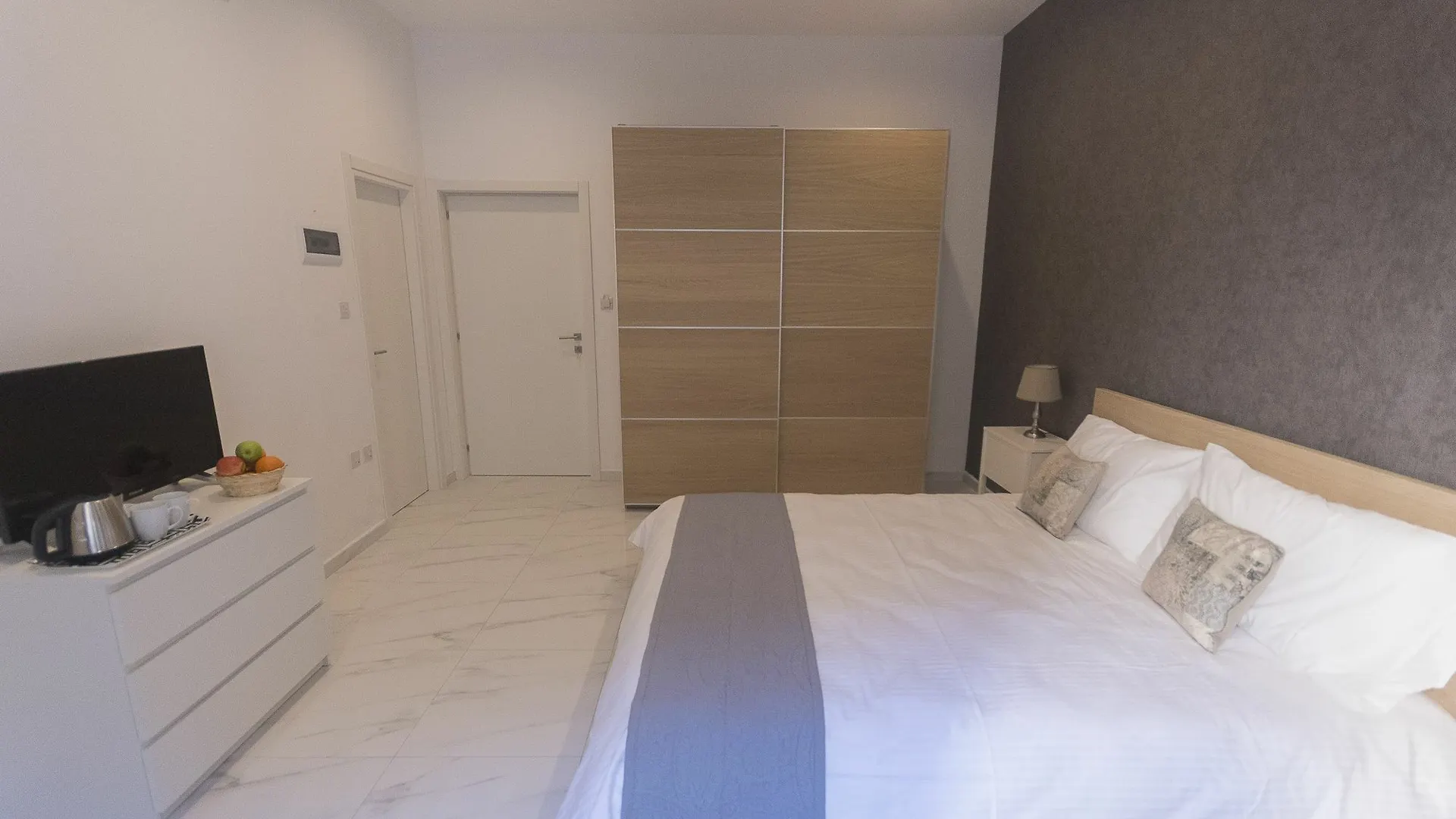 Apartment Staines Suite Sliema